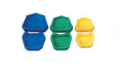 700-MF-M Model Formers, Size: Medium, Green, Box of 3 upper and 3 lower. Rear gap allows for tray handle clearance. Glossy inner surface releases easily. Vinyl